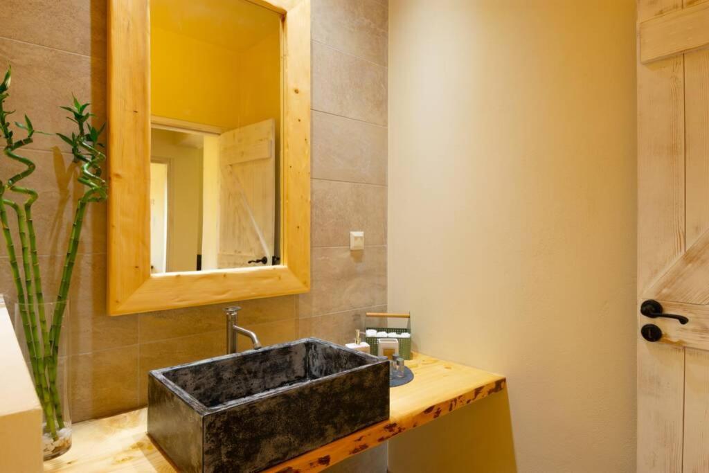 Istron Agnanti Apartment อายิโอสนิโกลาโอส ภายนอก รูปภาพ